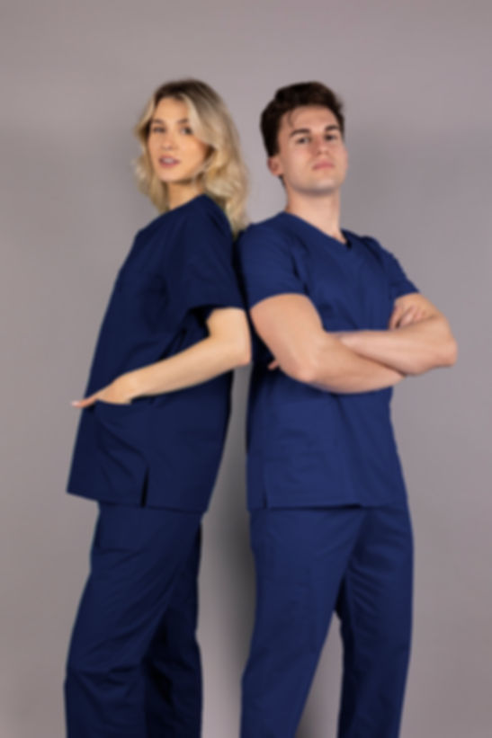 COMPLEU Tunica si pantalon E20 OFERTA SPECIALA